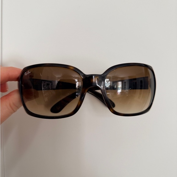 Ray-Ban Other - Rayban 4068 Square Shape Oversized Sunglasses